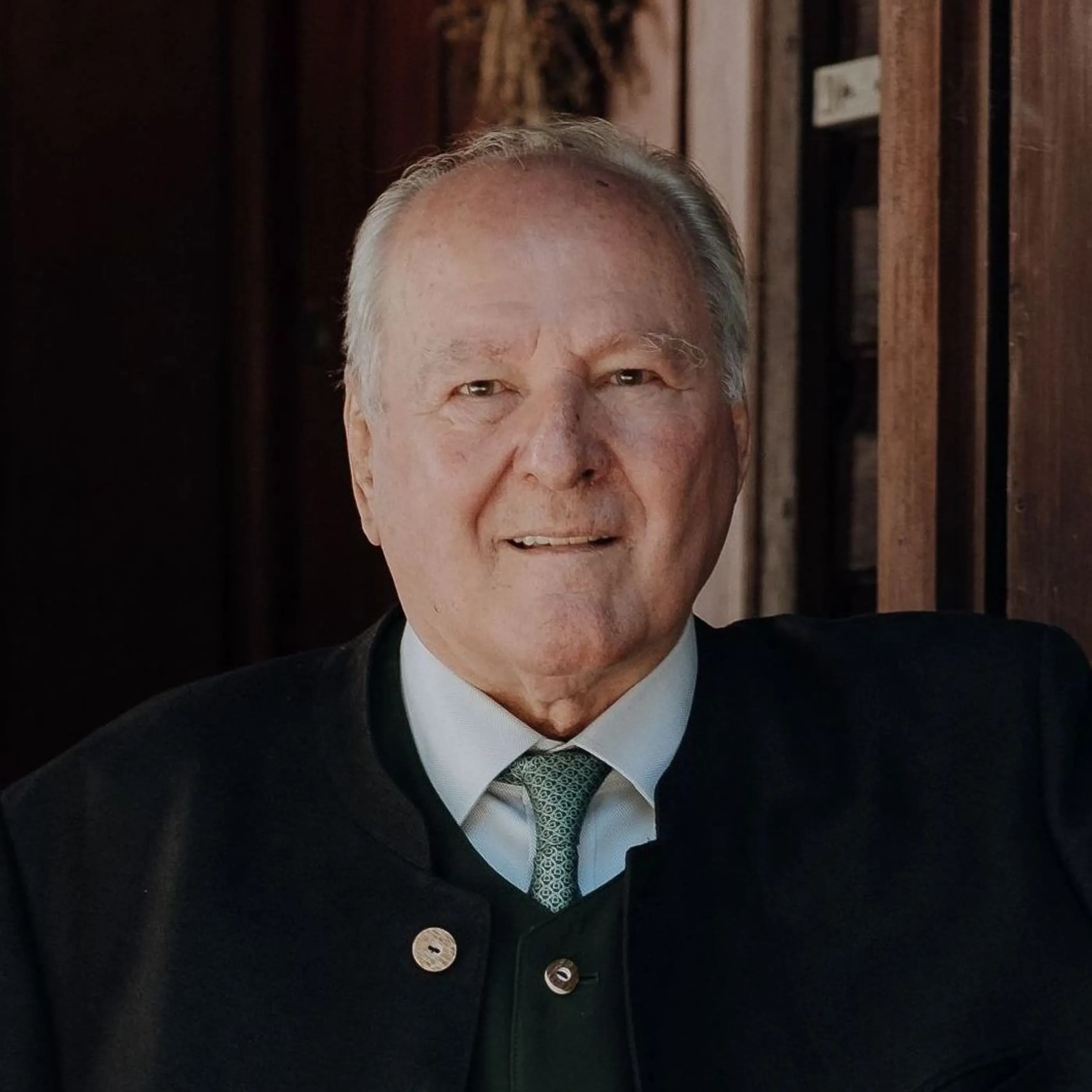 Prof. Dr. Nicolaus Hipp